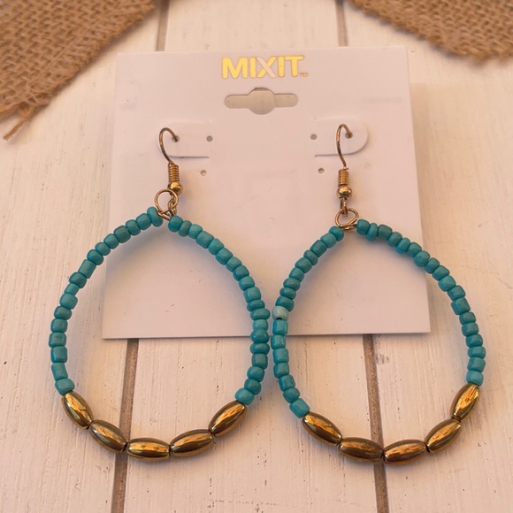 Beautiful Blue and Gold MixIt Earrings - Picture 4 of 8